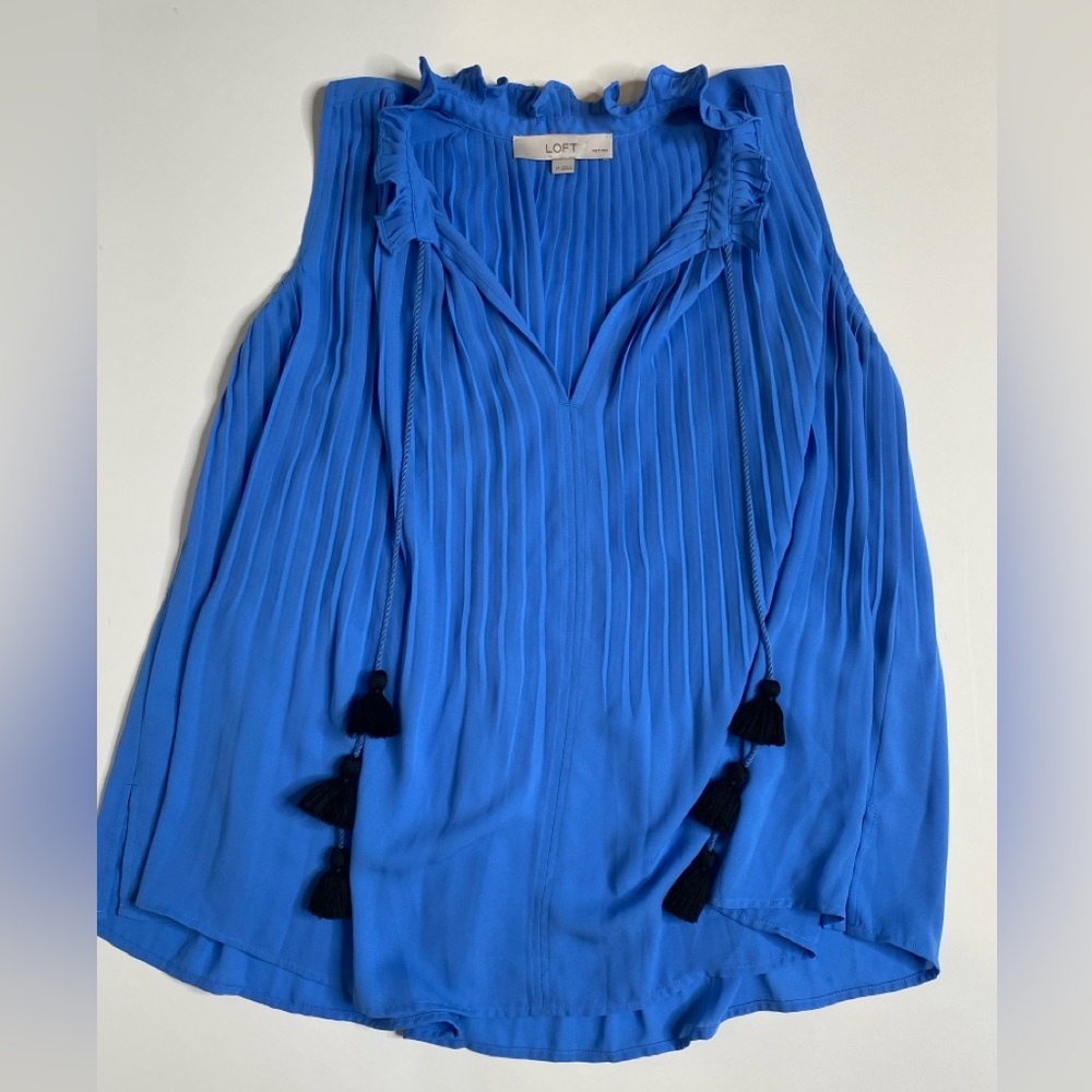 LOFT Royal Blue Sleeveless Pleated Blouse size SP